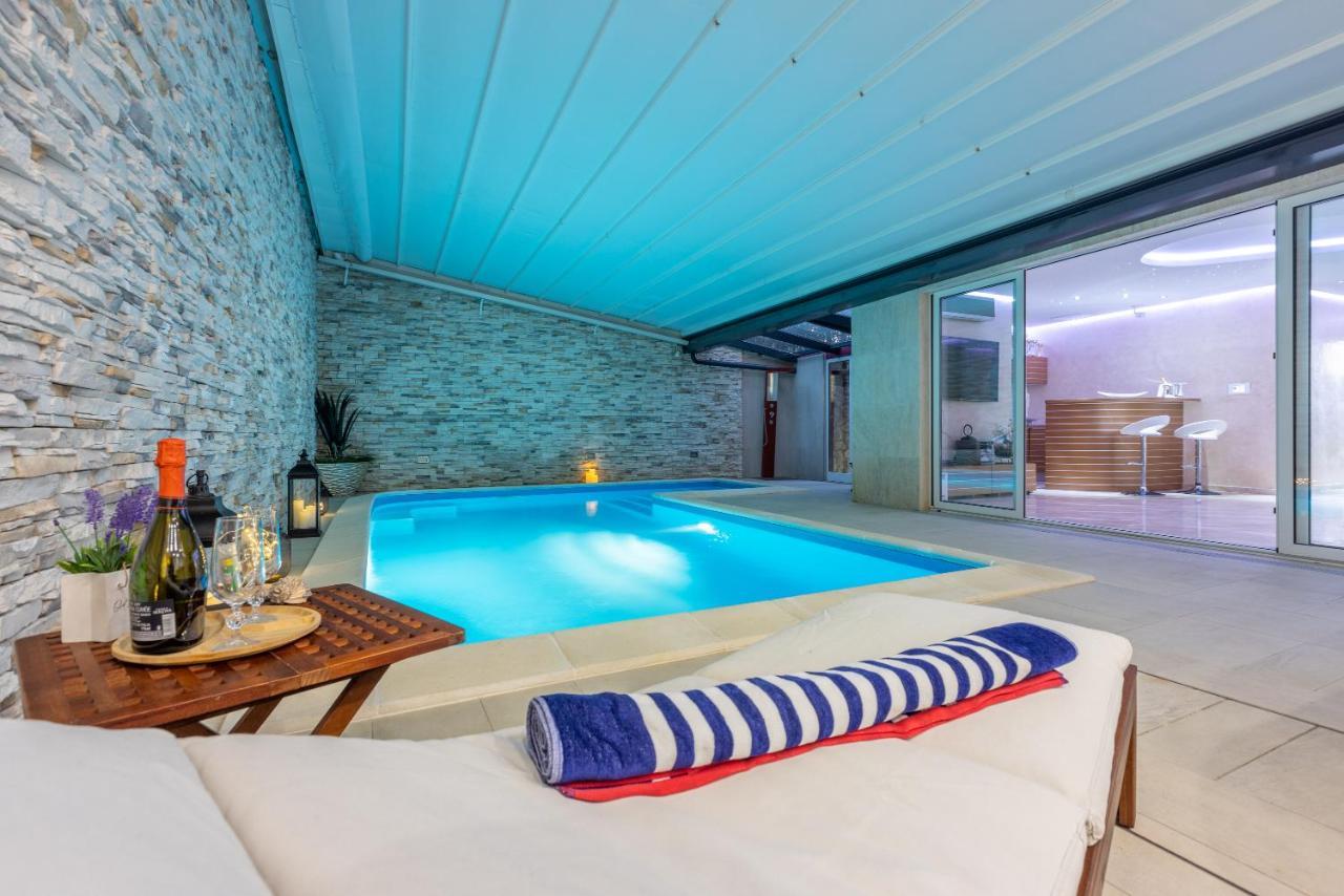 Villa M Dramalj Exteriör bild